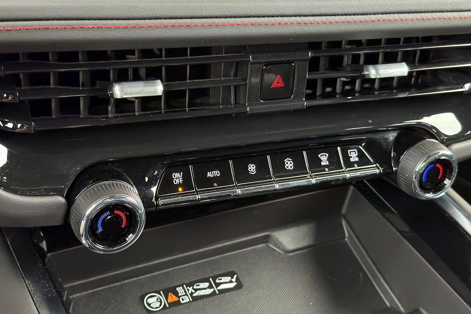 2025 Chevrolet Suburban RST