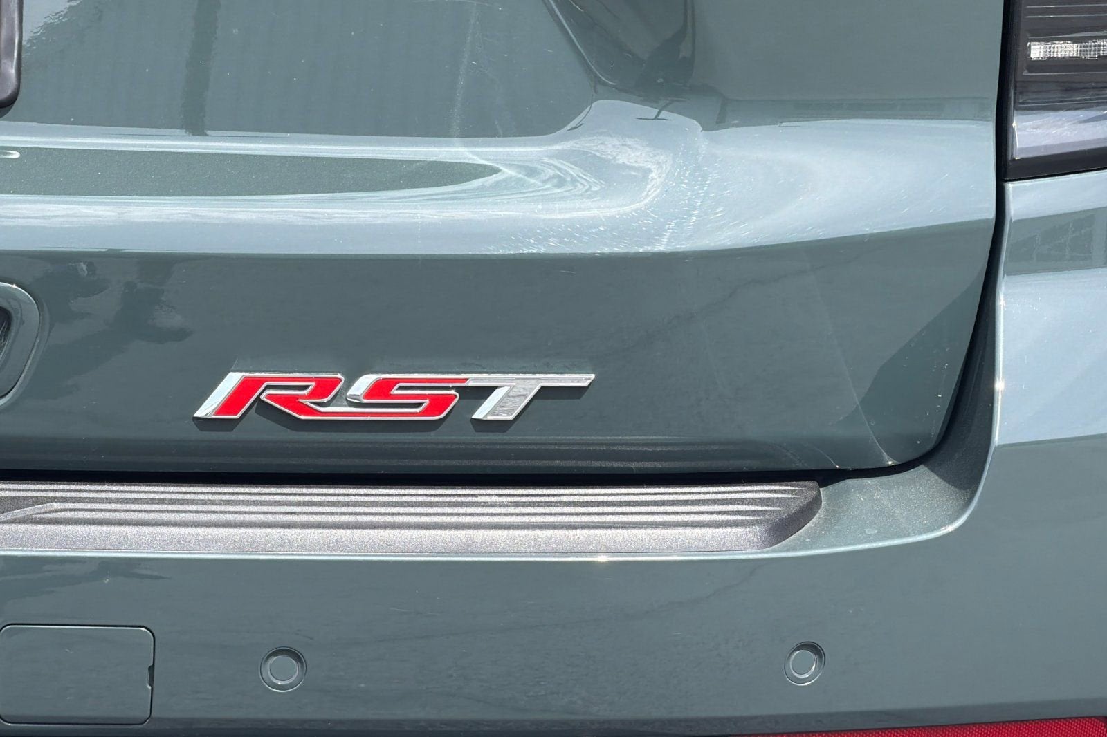 2025 Chevrolet Suburban RST