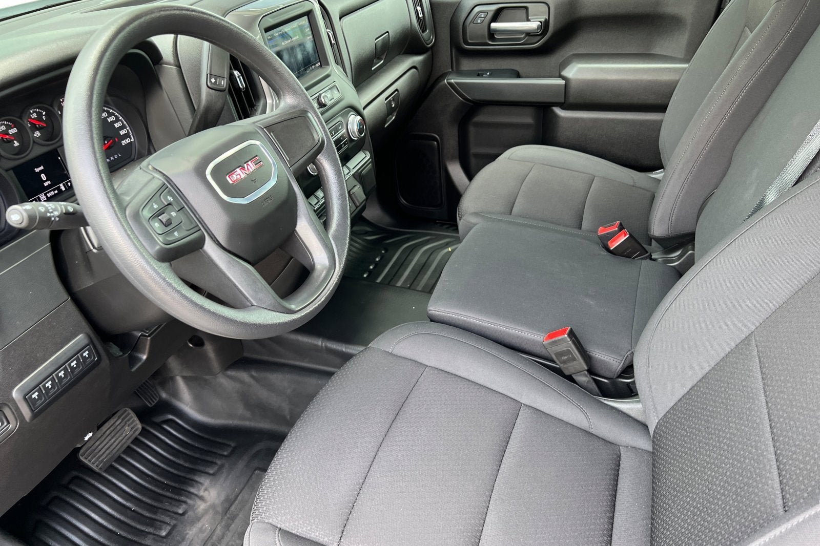 2024 GMC Sierra 2500 HD Pro