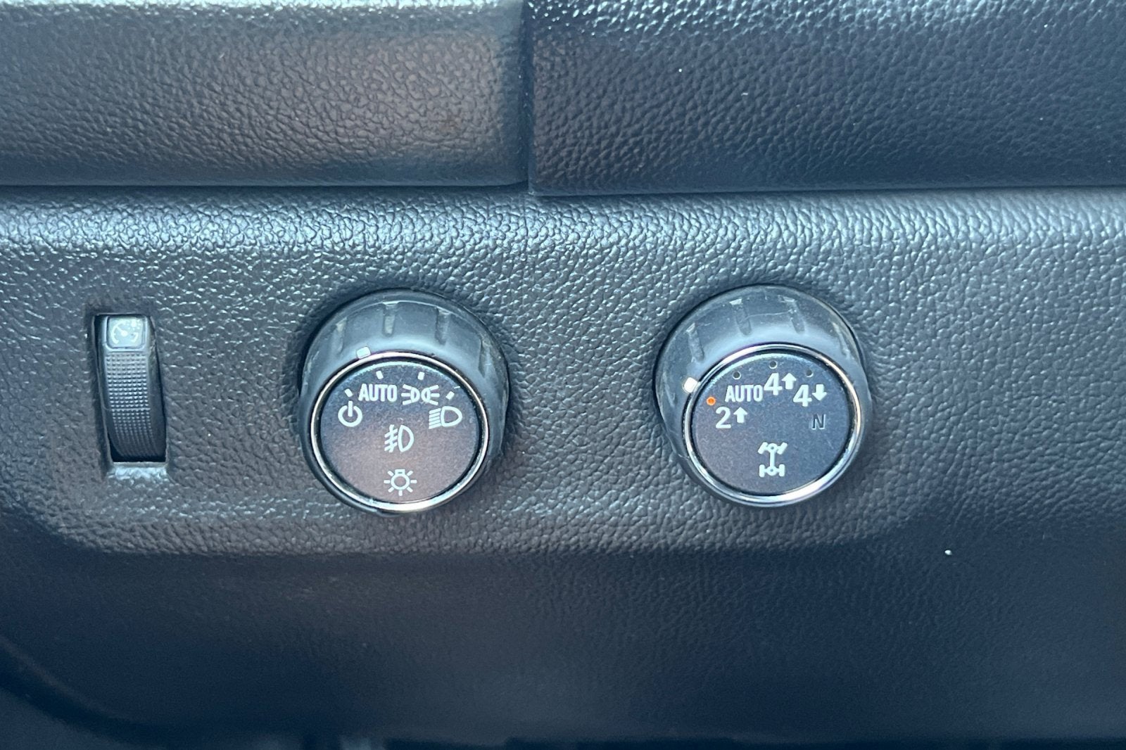 2022 GMC Canyon AT4 - Cloth