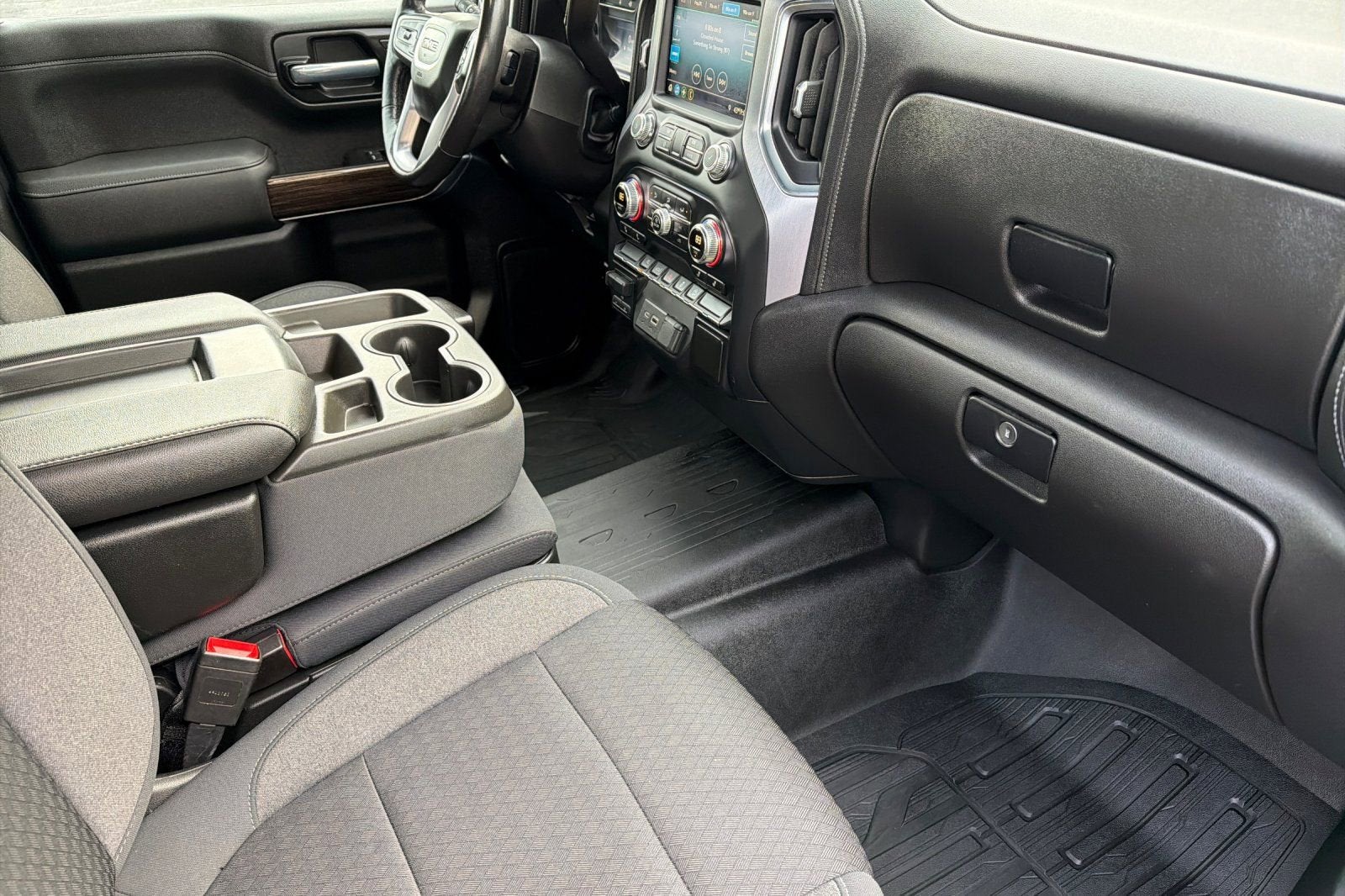 2021 GMC Sierra 1500 SLE