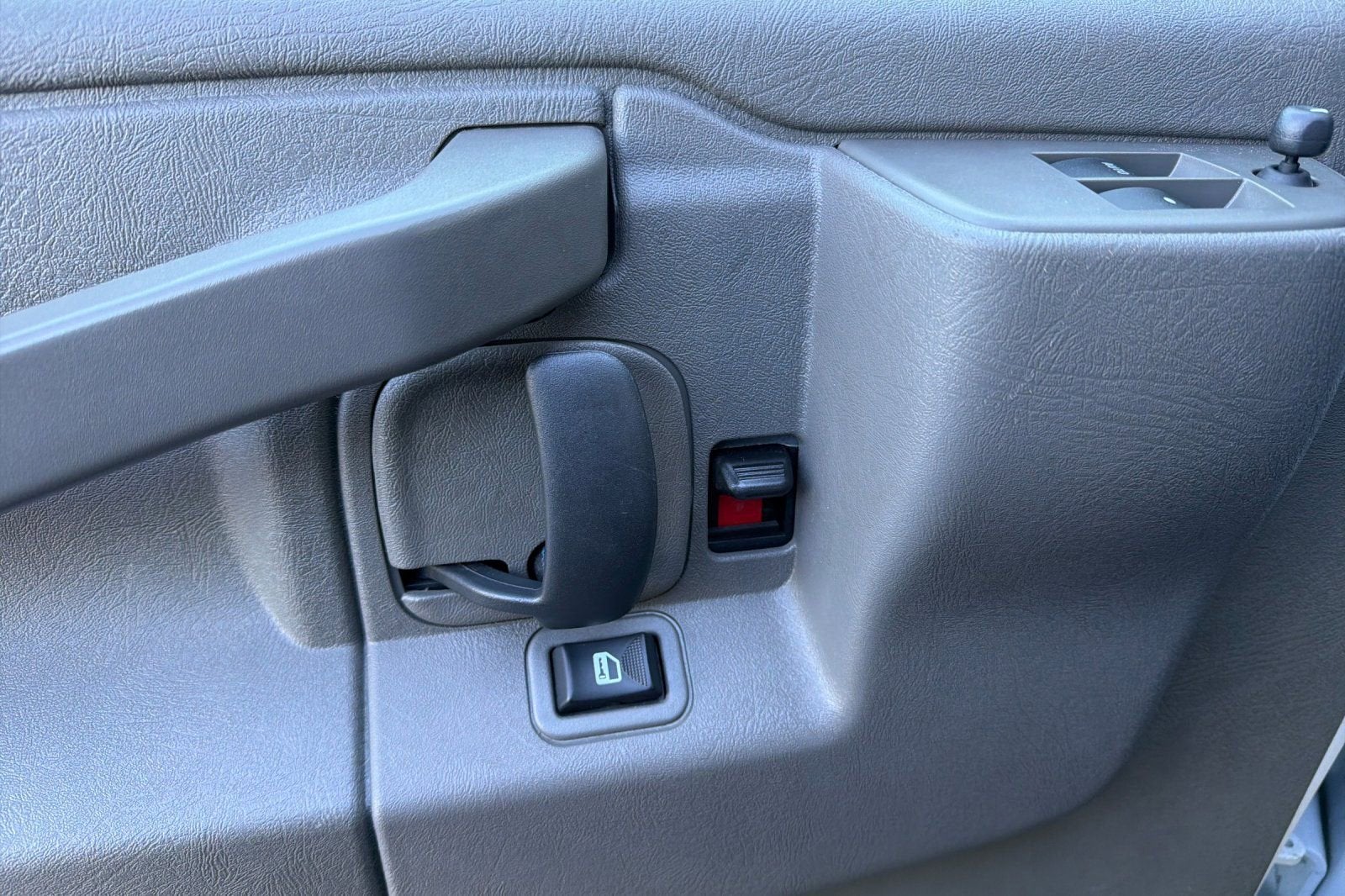 2024 GMC Savana Cargo 2500 Work Van