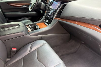 2015 Cadillac Escalade Luxury