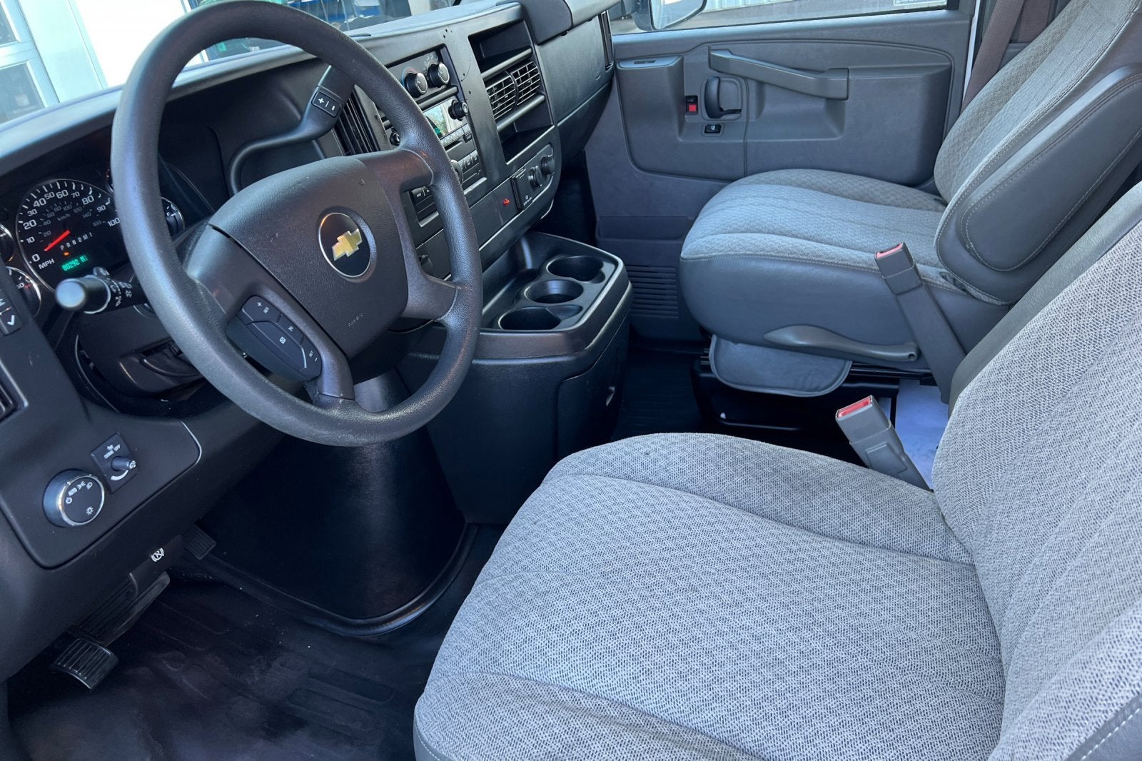 2017 Chevrolet Express Cutaway 3500 VAN 159"