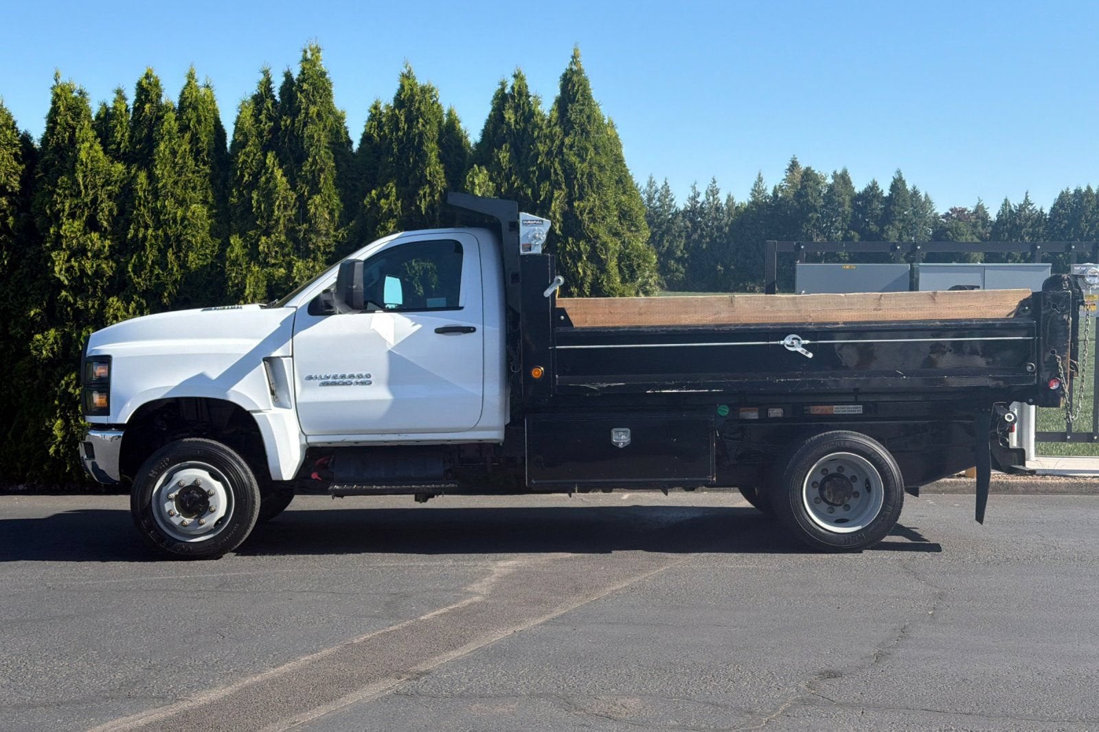 2023 Chevrolet Silverado 6500 HD Work Truck