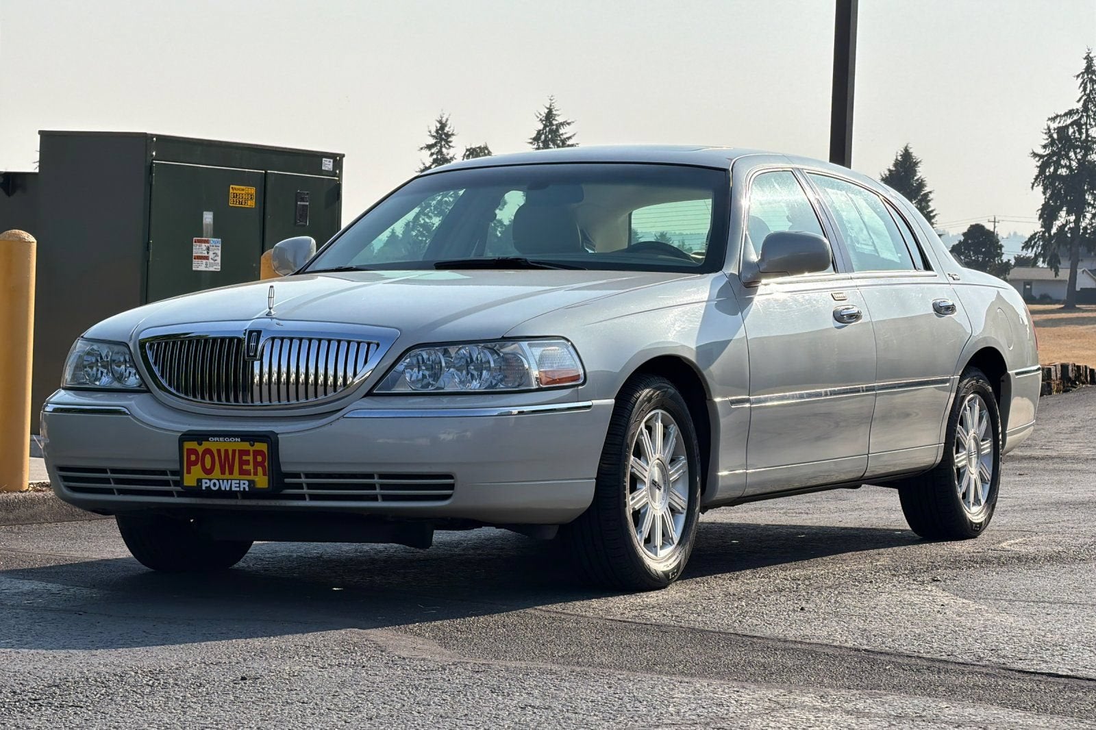 2006 Lincoln Town Car Signature Limited