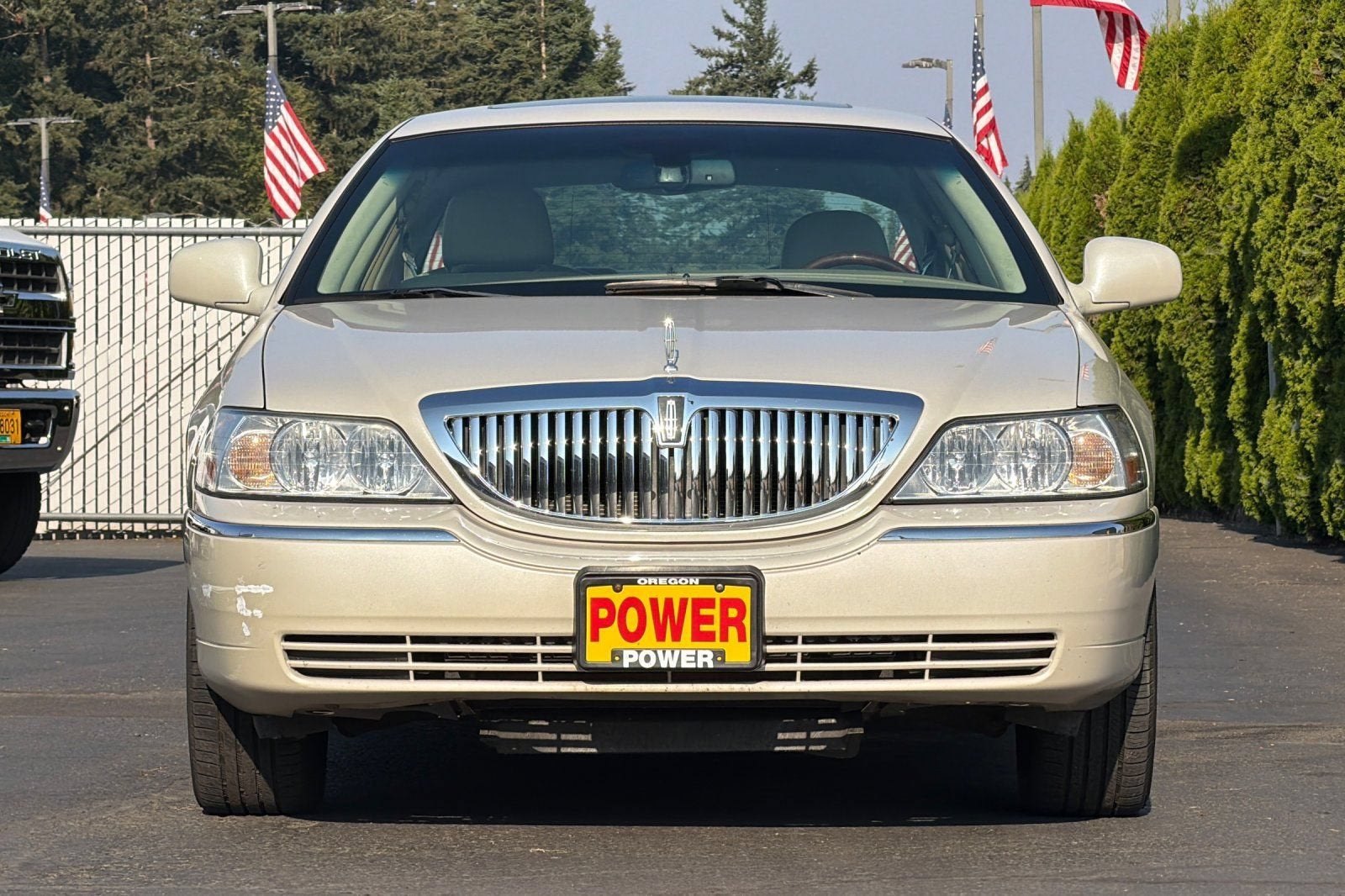 2006 Lincoln Town Car Signature Limited