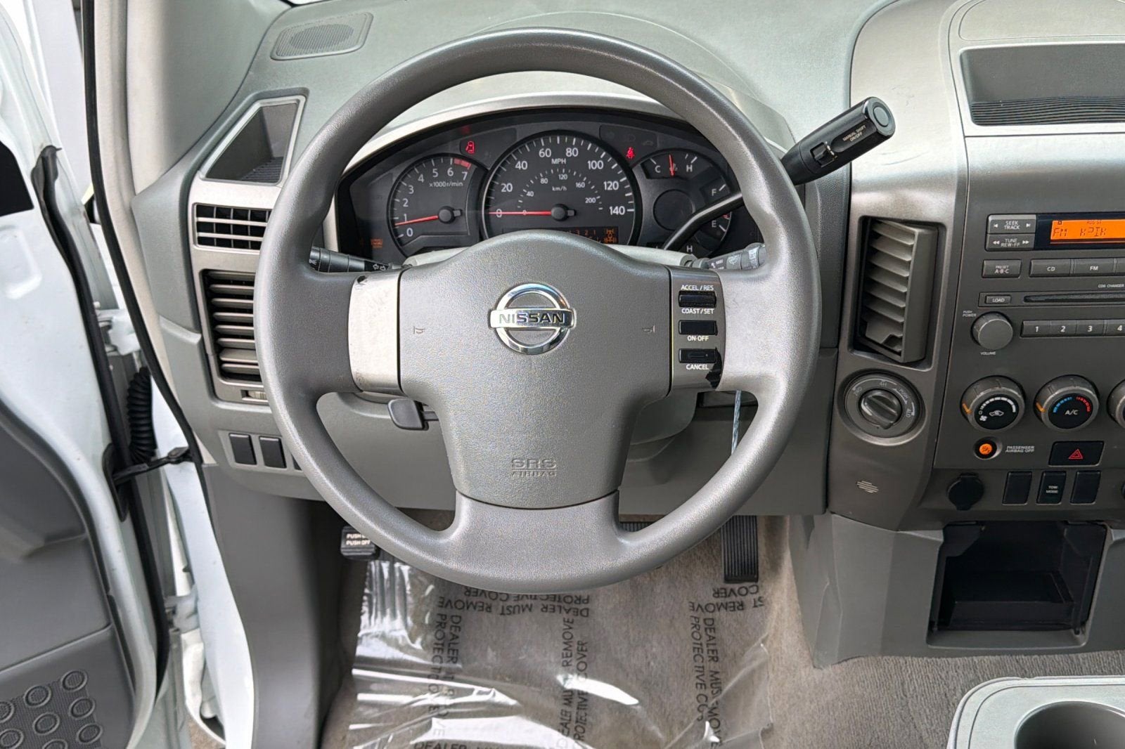 2005 Nissan Titan XE