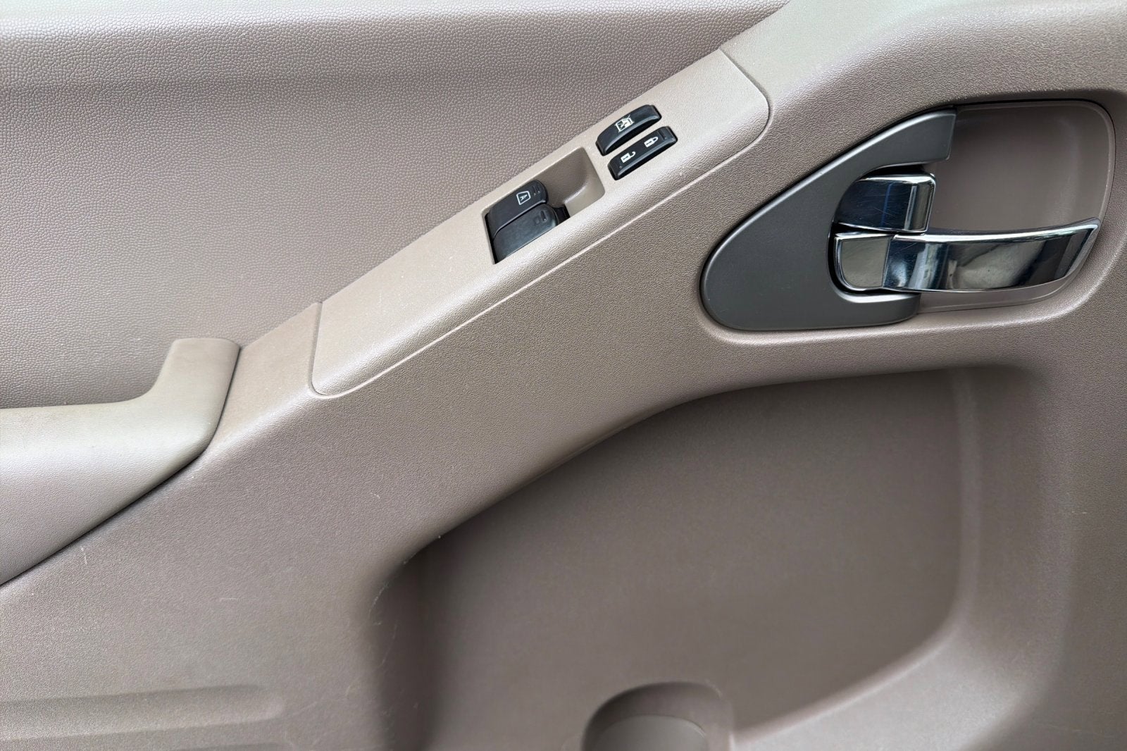 2016 Nissan Frontier Desert Runner