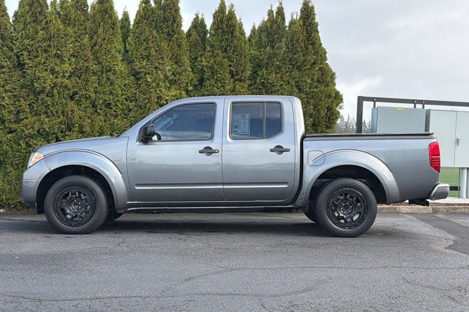2017 Nissan Frontier SV V6