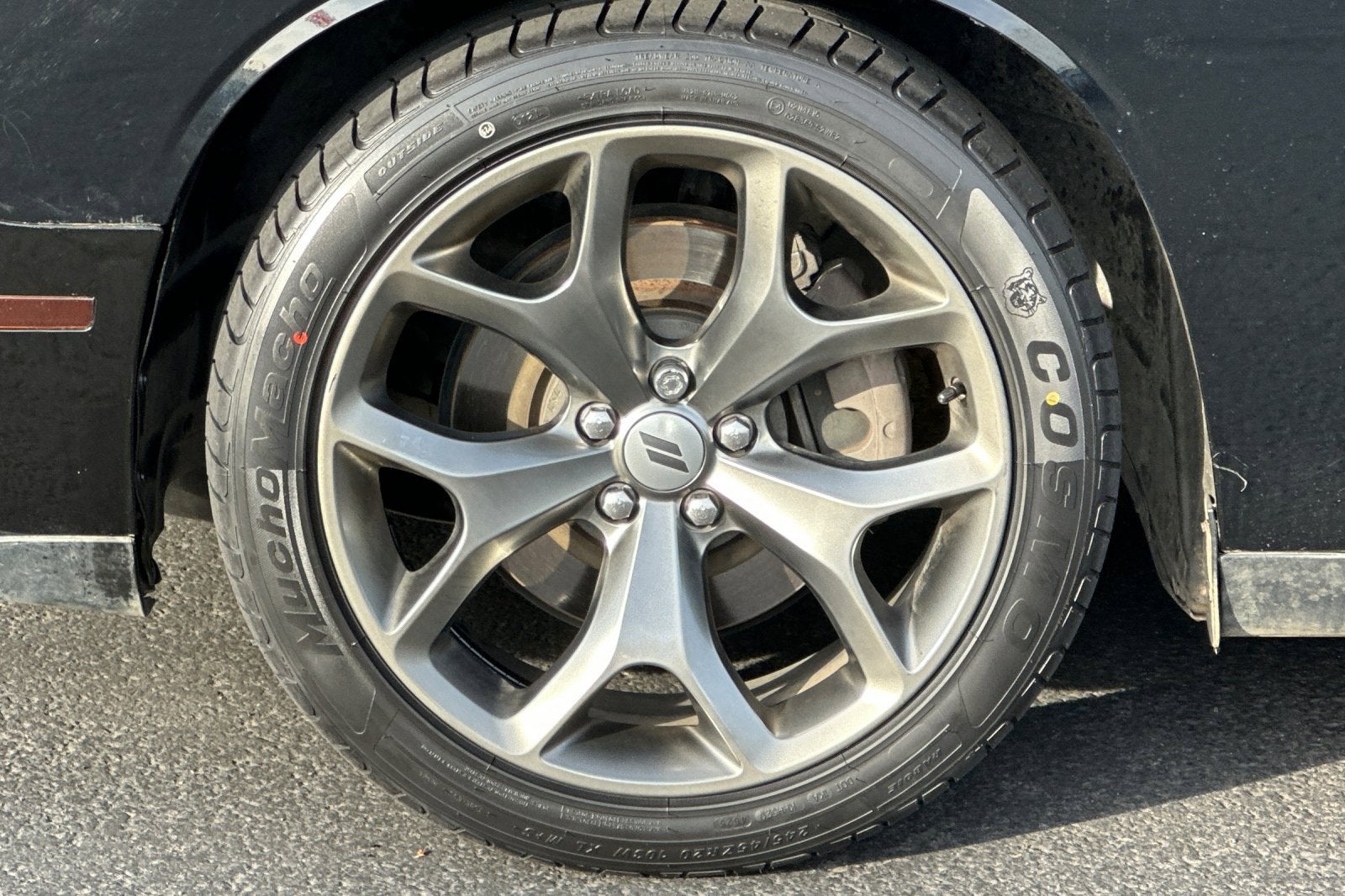 2017 Dodge Challenger SXT Plus