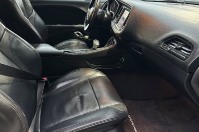 2017 Dodge Challenger SXT Plus