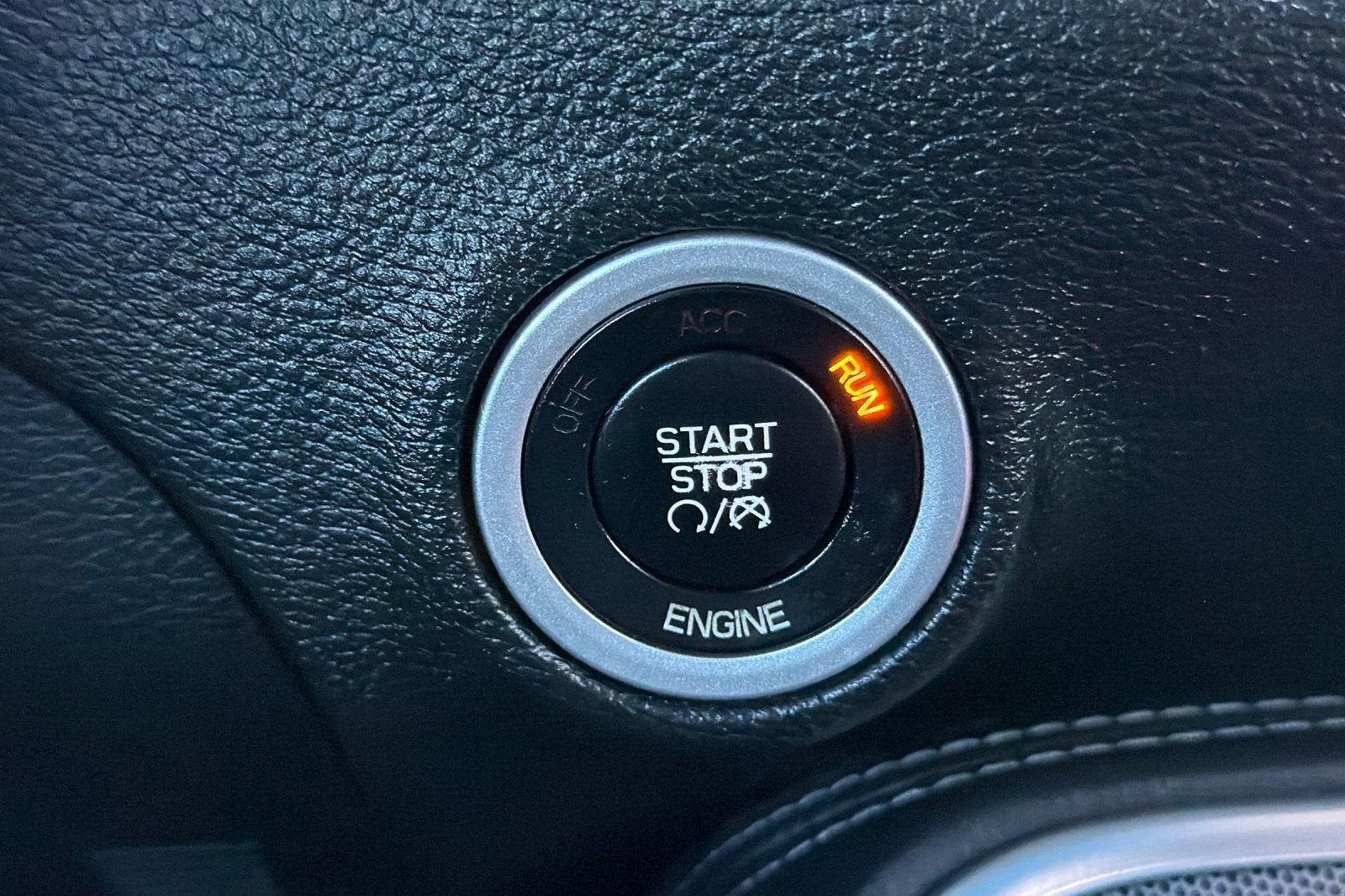 2015 Dodge Challenger R/T Plus