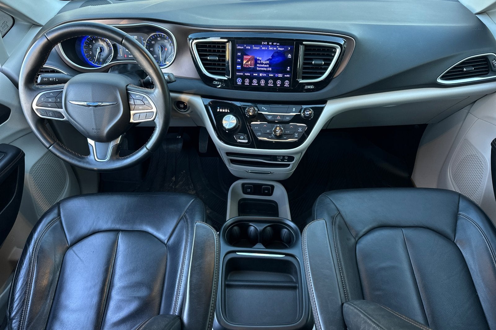 2017 Chrysler Pacifica Touring-L