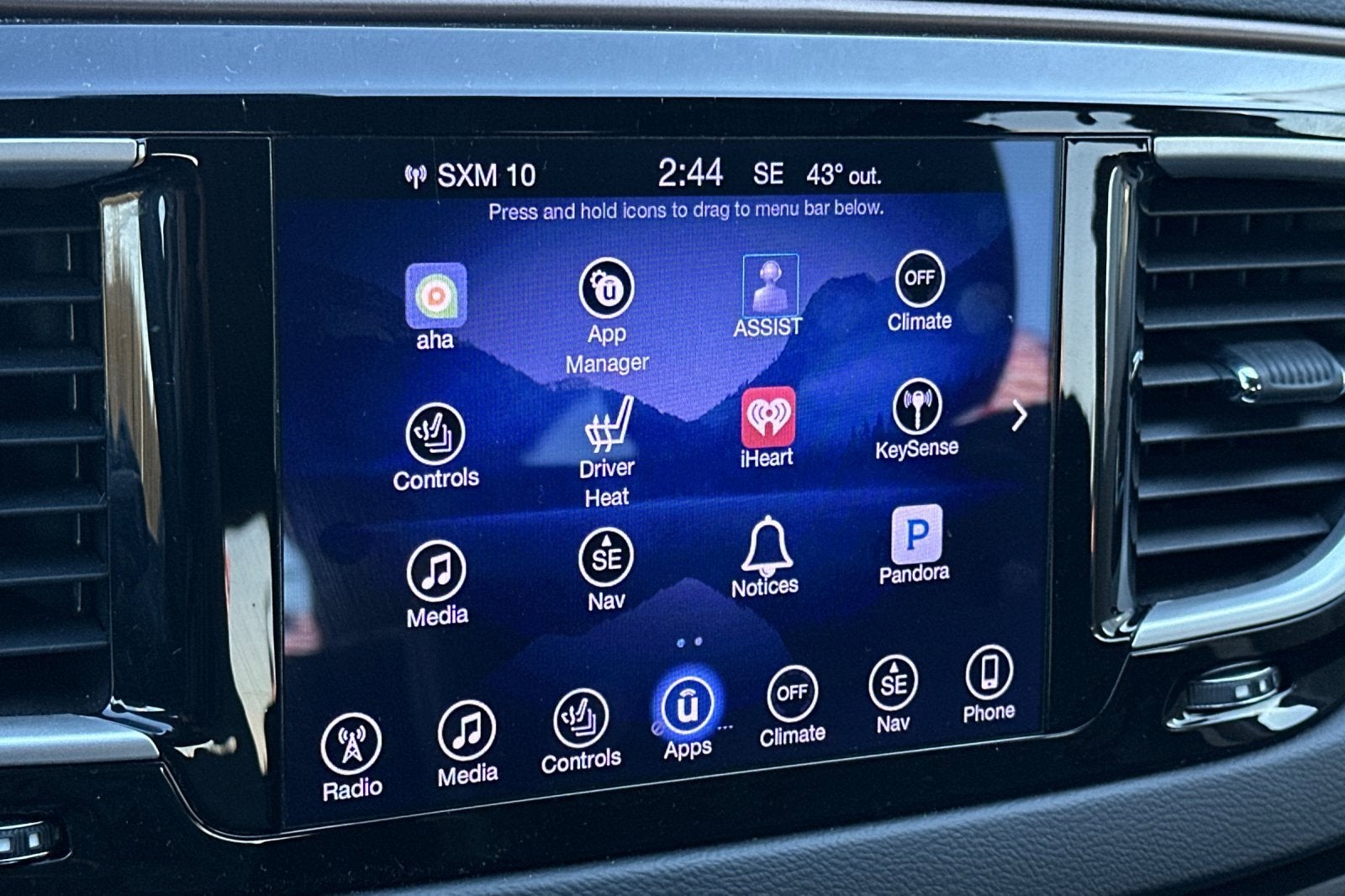 2017 Chrysler Pacifica Touring-L