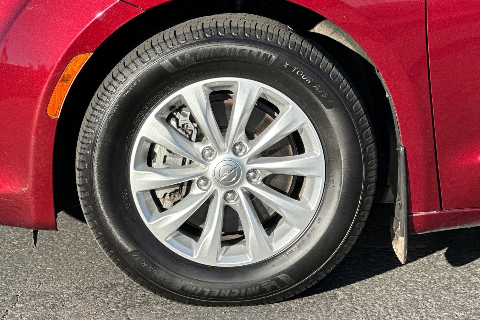 2017 Chrysler Pacifica Touring-L