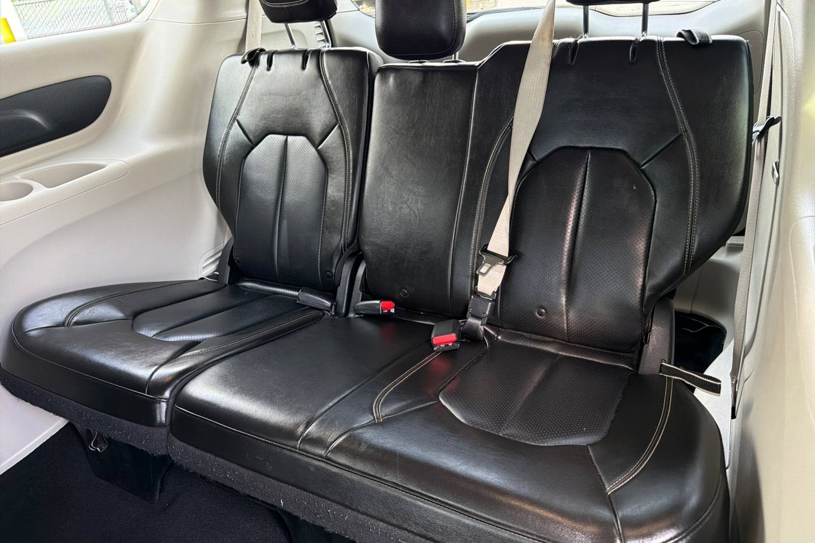 2020 Chrysler Voyager LXI