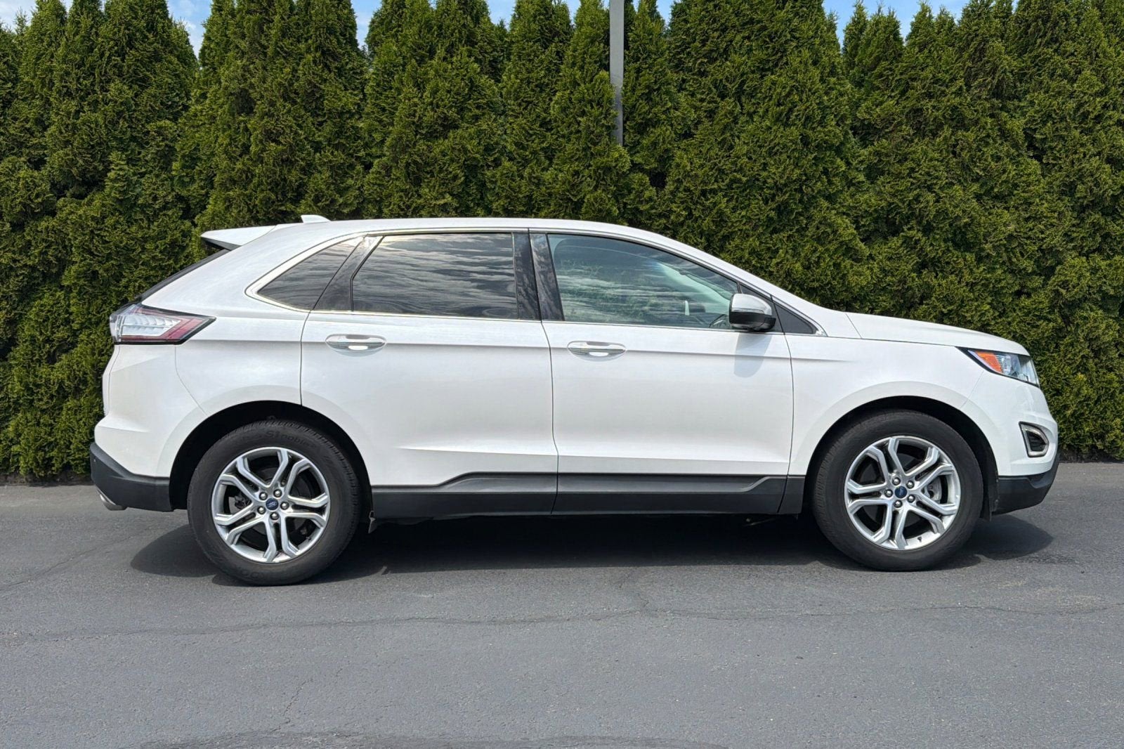 2017 Ford Edge Titanium