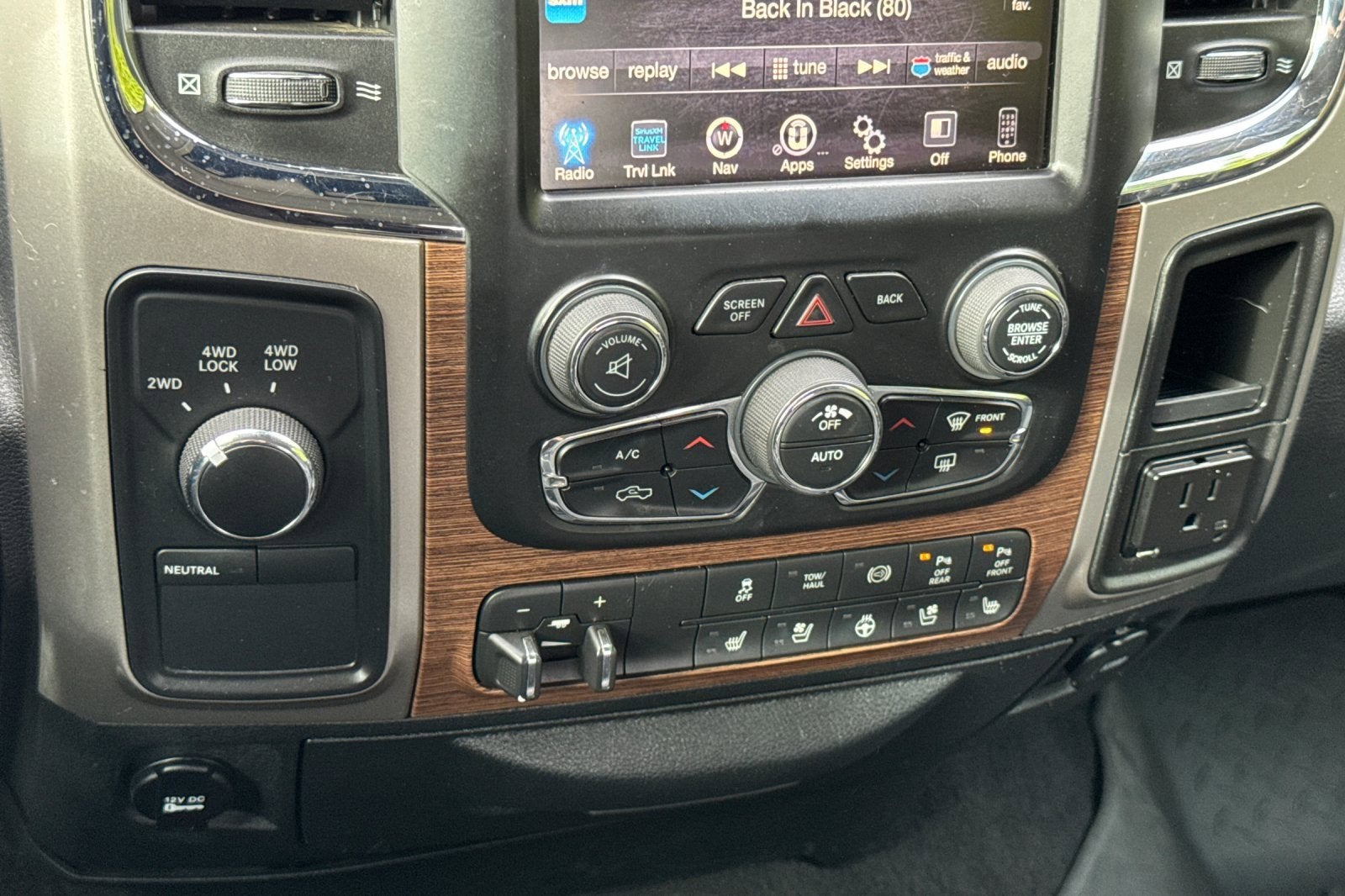 2016 RAM 3500 Laramie