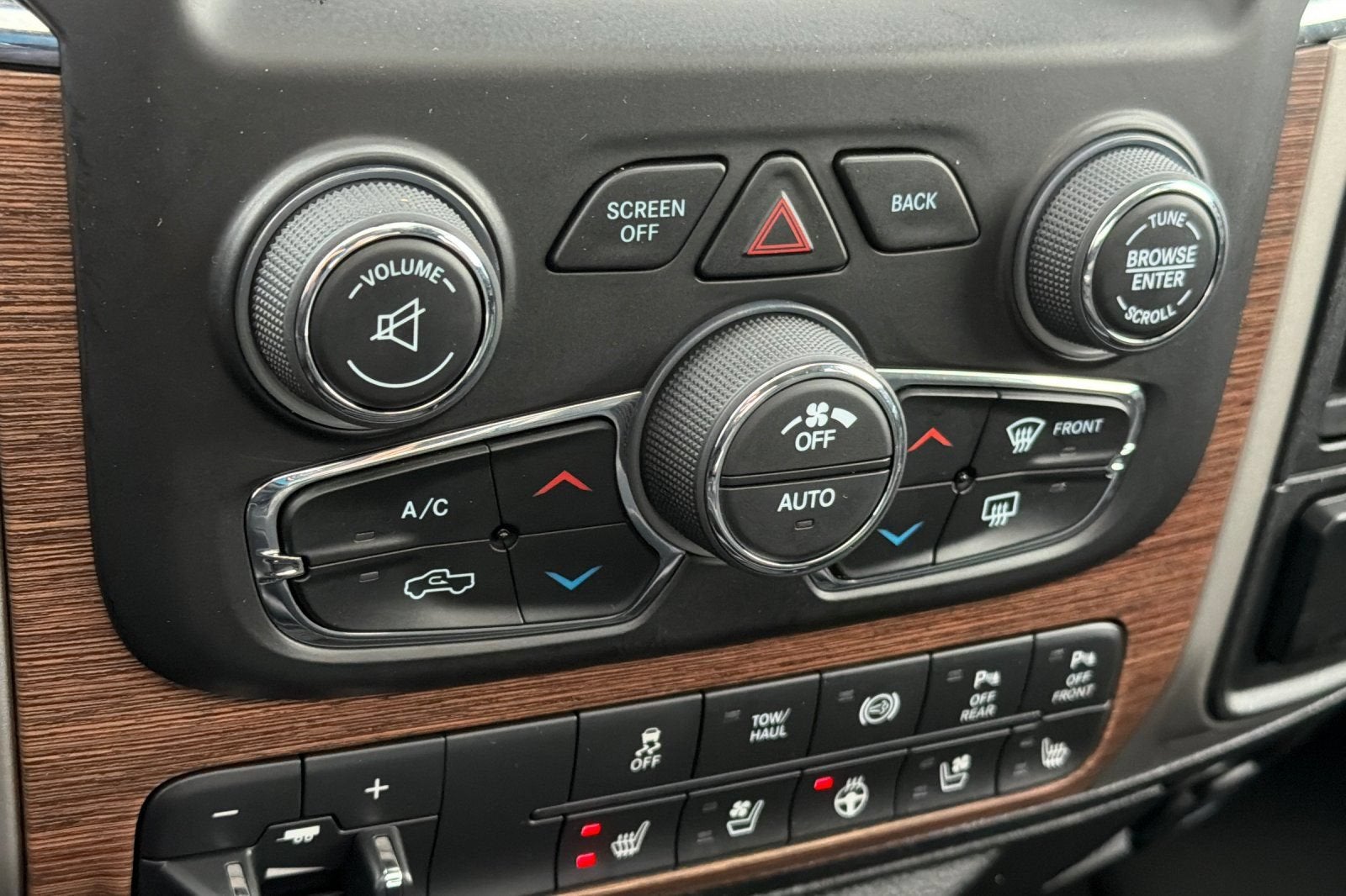 2018 RAM 2500 Laramie