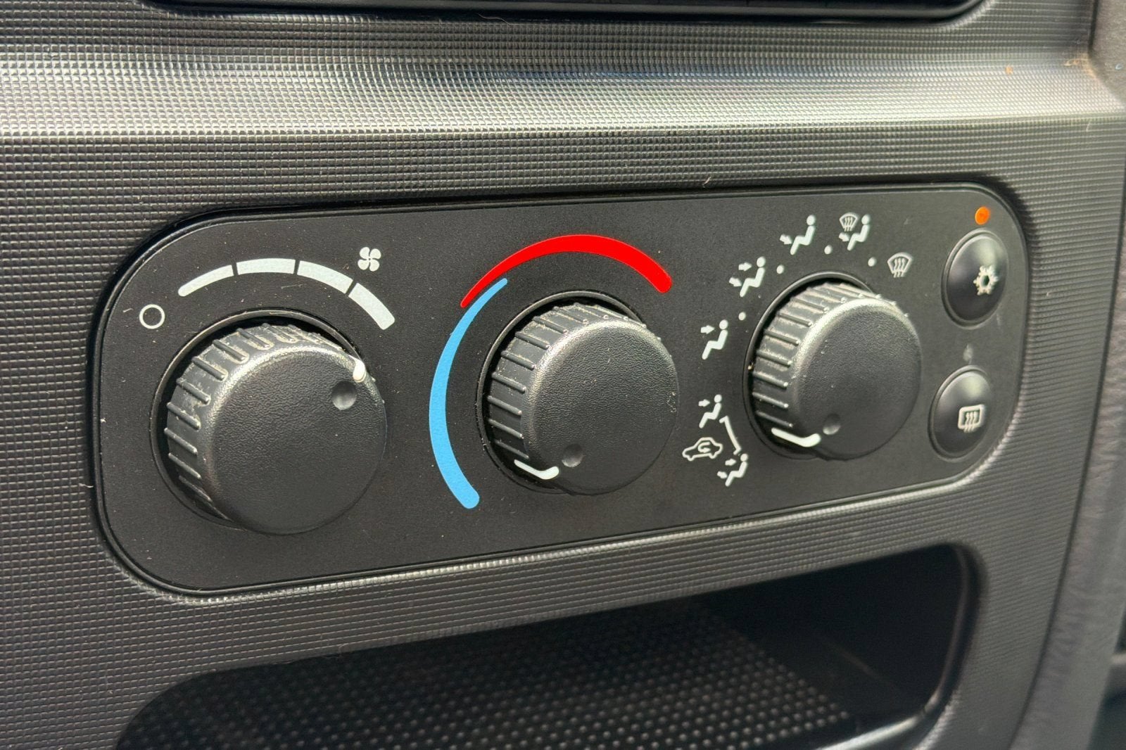 2005 Dodge Ram 2500 SLT