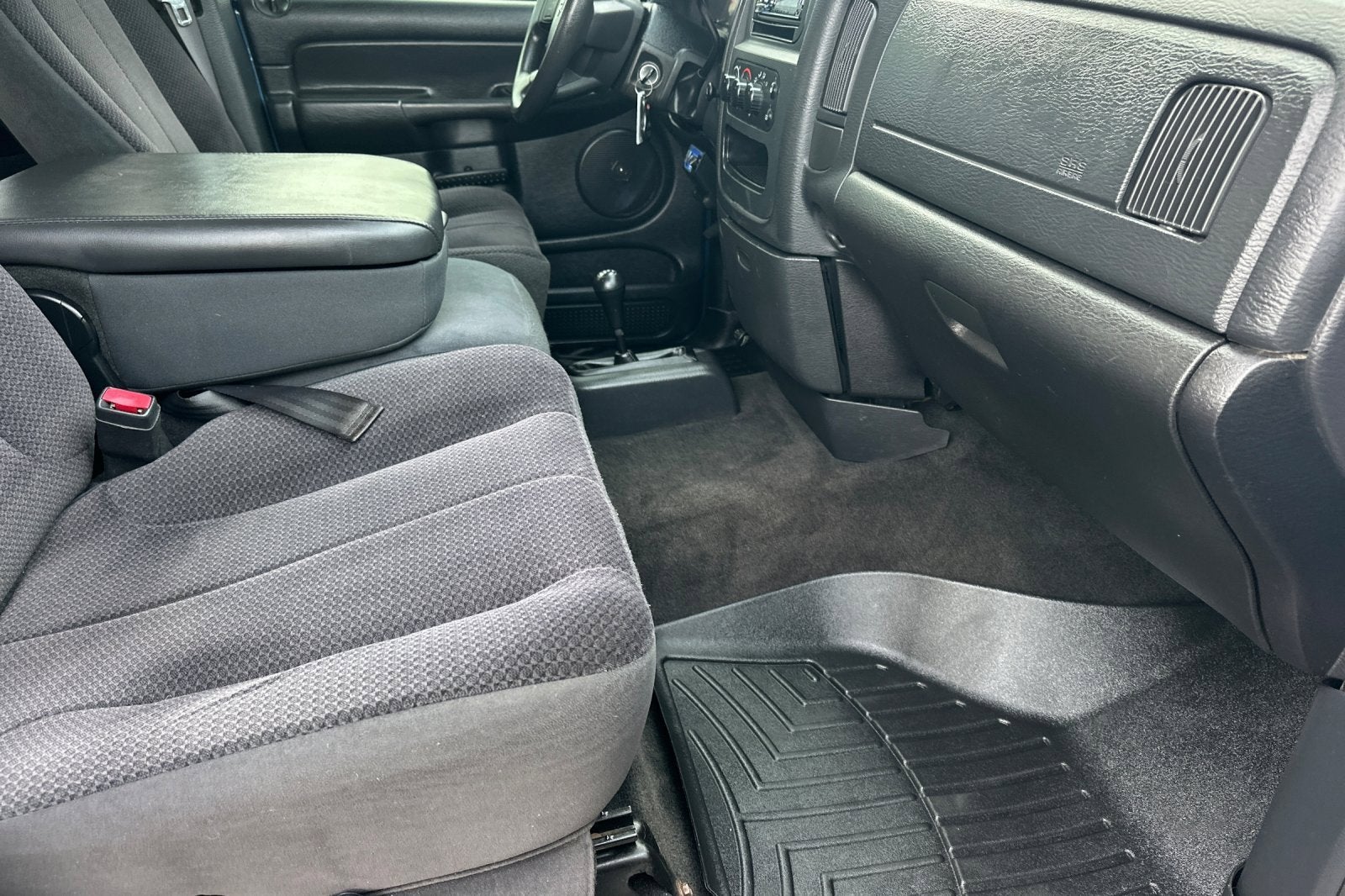 2004 Dodge Ram 2500 SLT