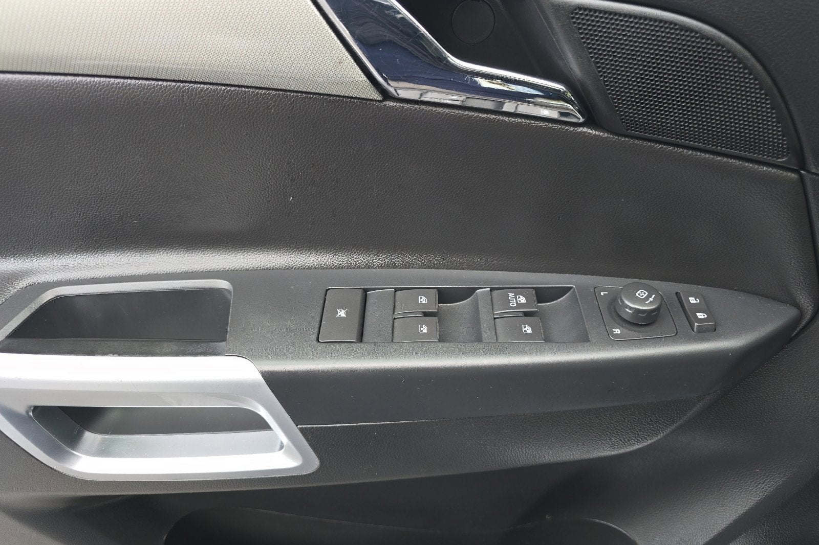 2012 Chevrolet Captiva LTZ