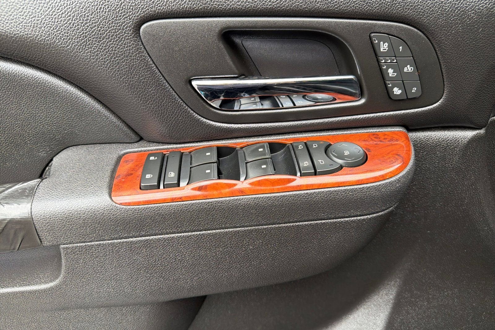 2013 Chevrolet Avalanche LTZ