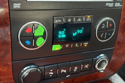 2013 Chevrolet Avalanche LTZ