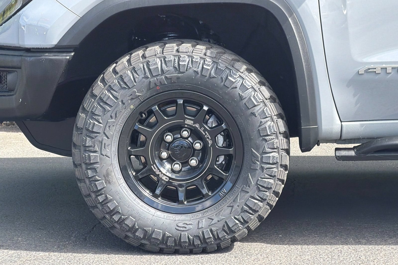 2024 GMC Sierra 1500 AT4X