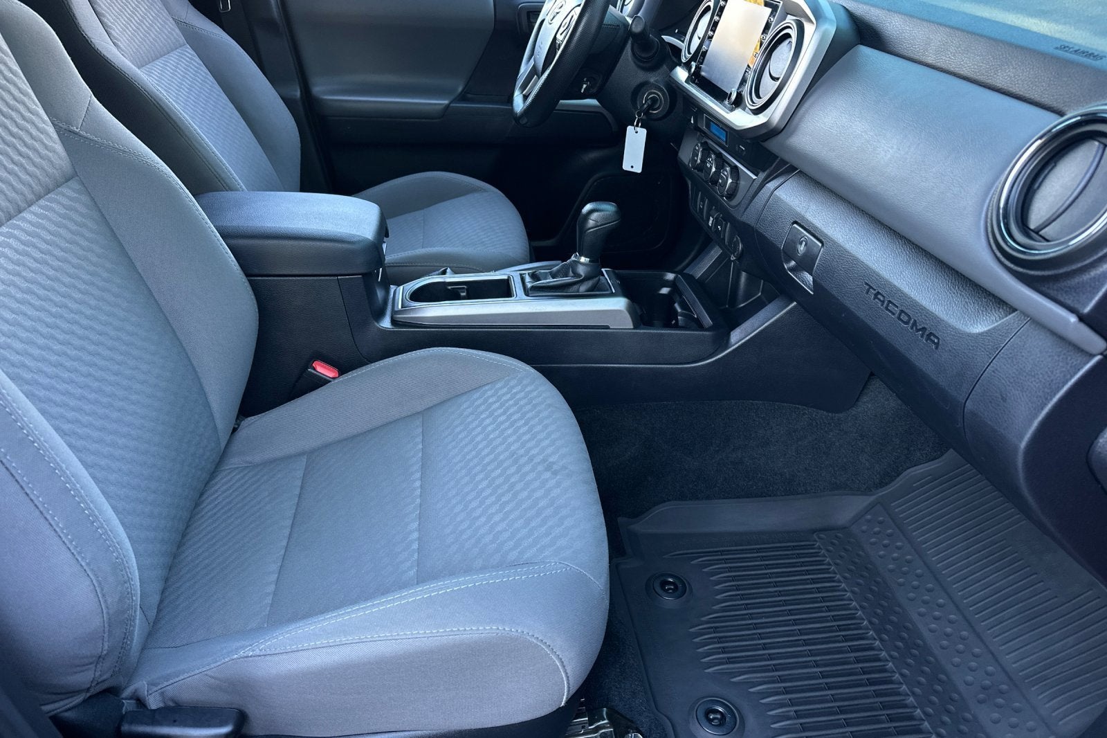 2022 Toyota Tacoma 2WD SR5