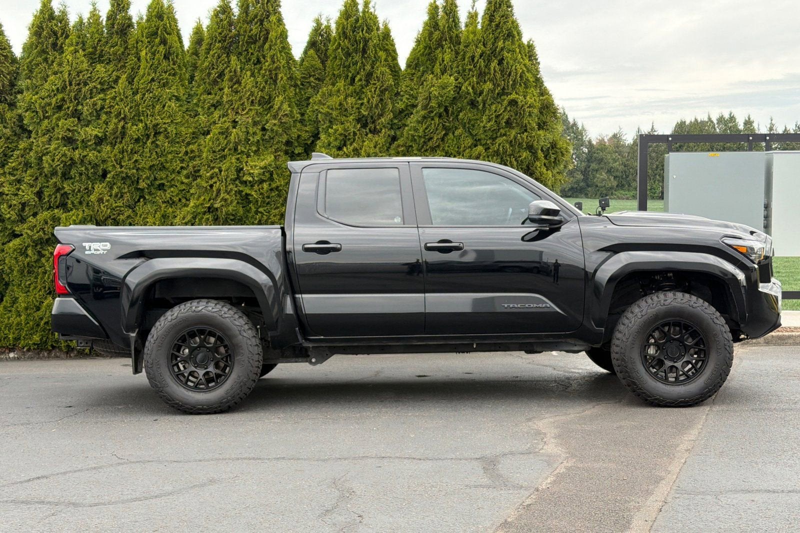2024 Toyota Tacoma 4WD SR5