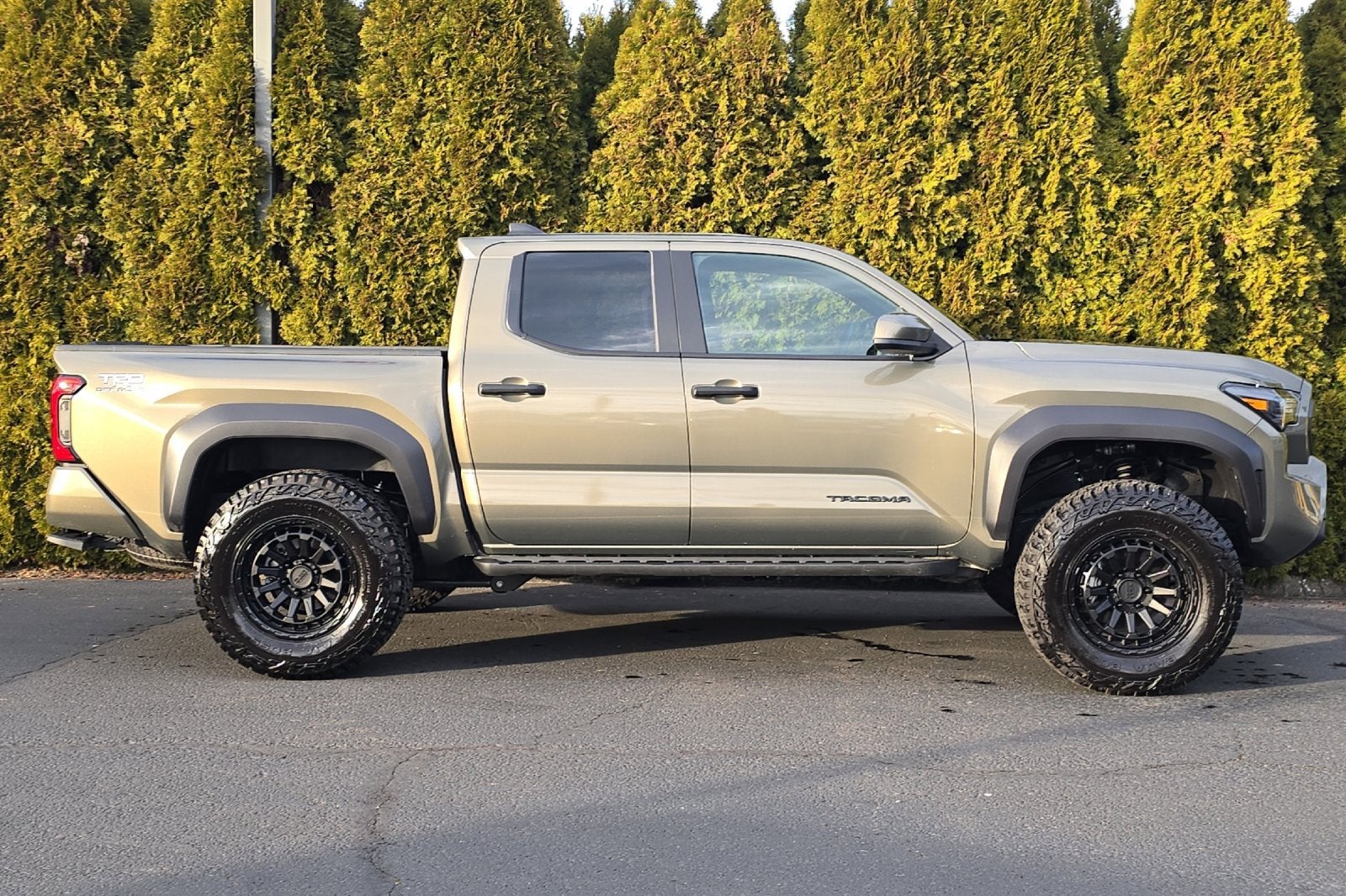 2025 Toyota Tacoma 4WD SR
