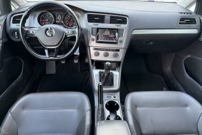 2015 Volkswagen Golf TDI S