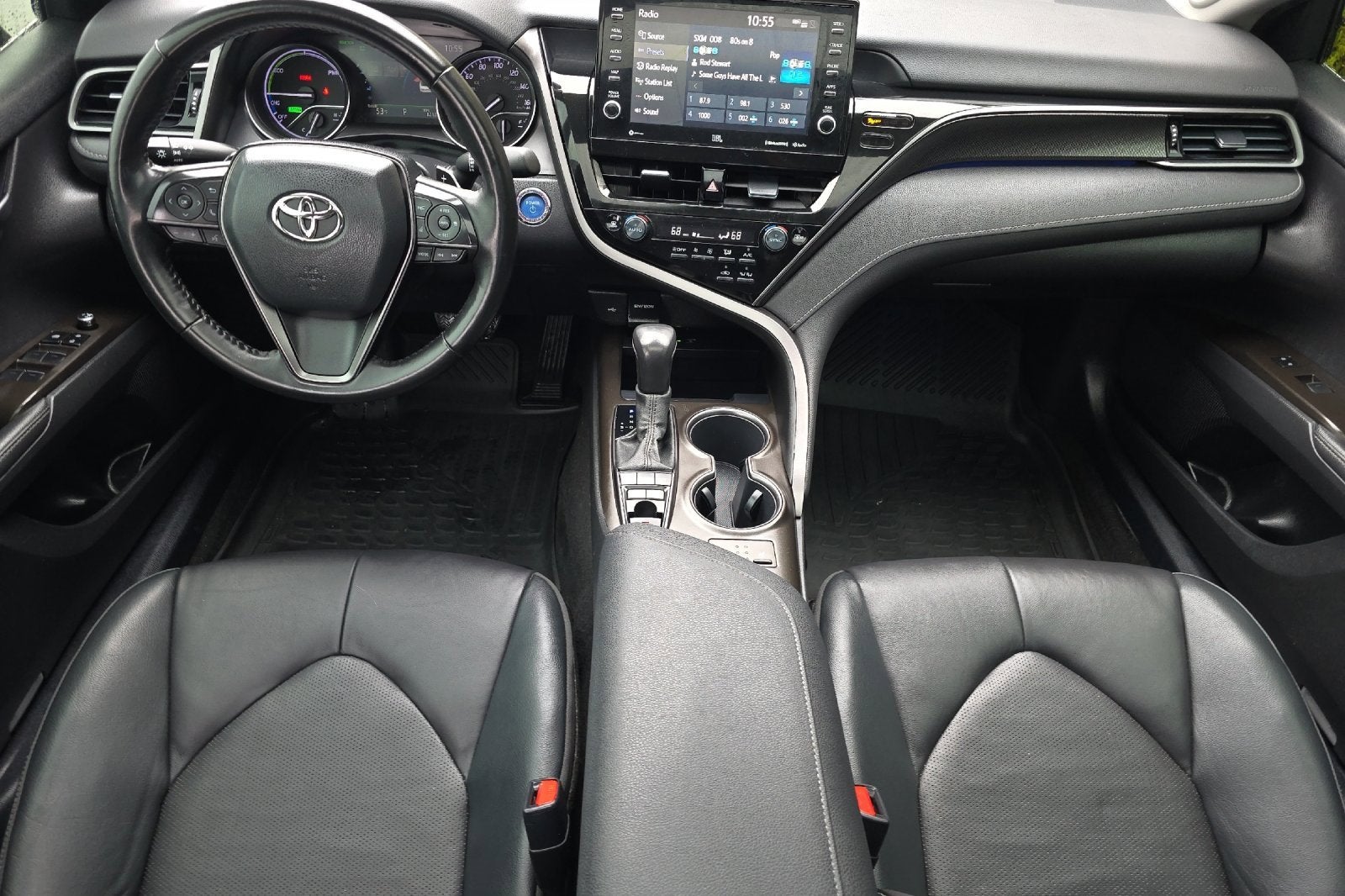 2022 Toyota Camry Hybrid XSE