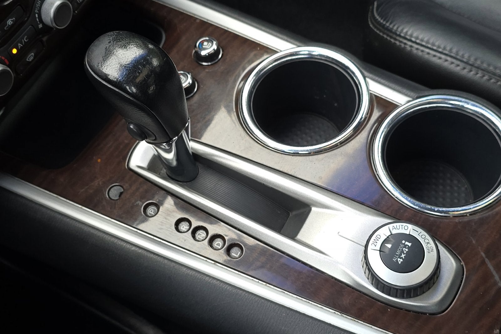 2013 Nissan Pathfinder Platinum