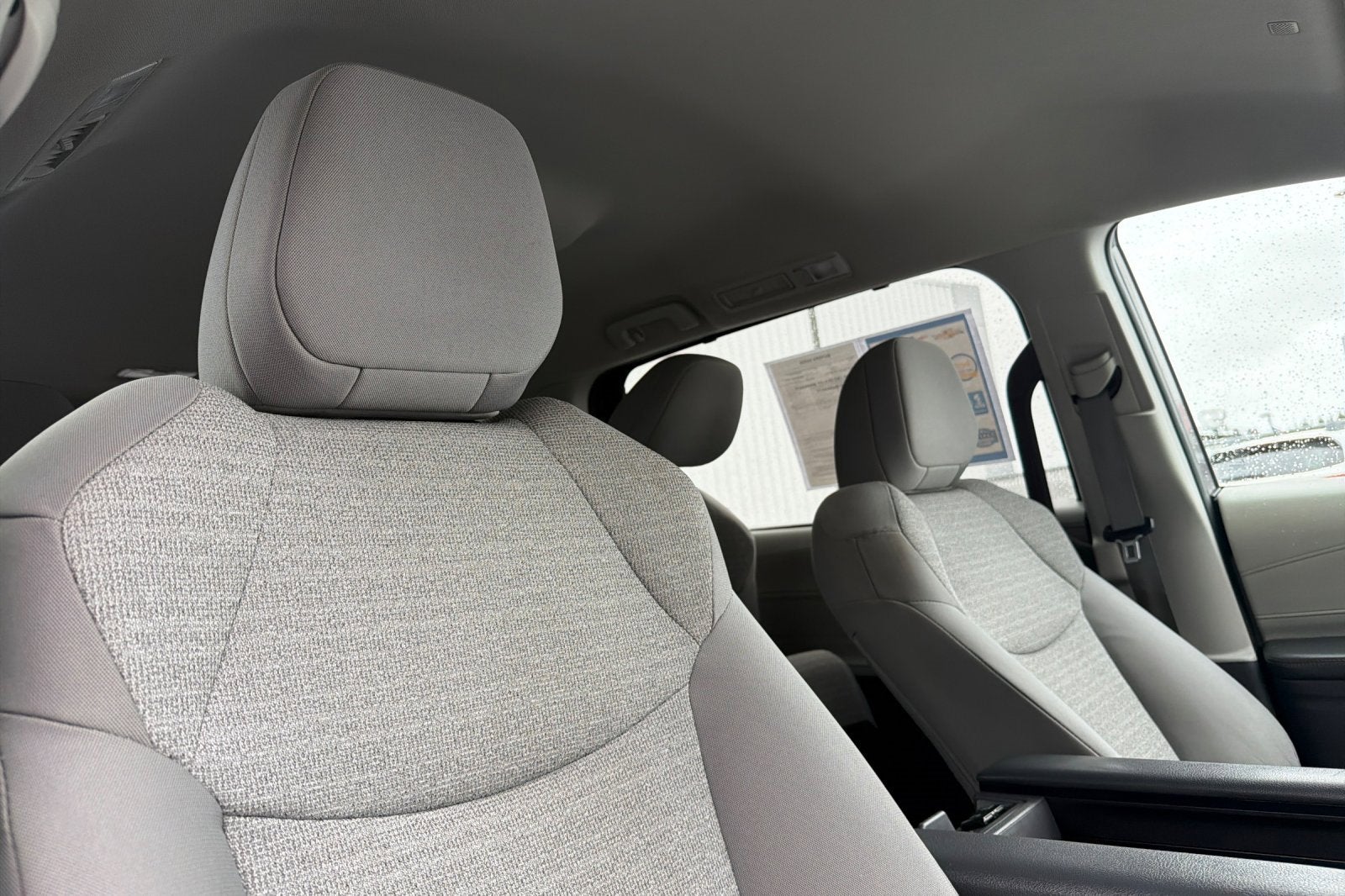 2022 Toyota Sienna LE