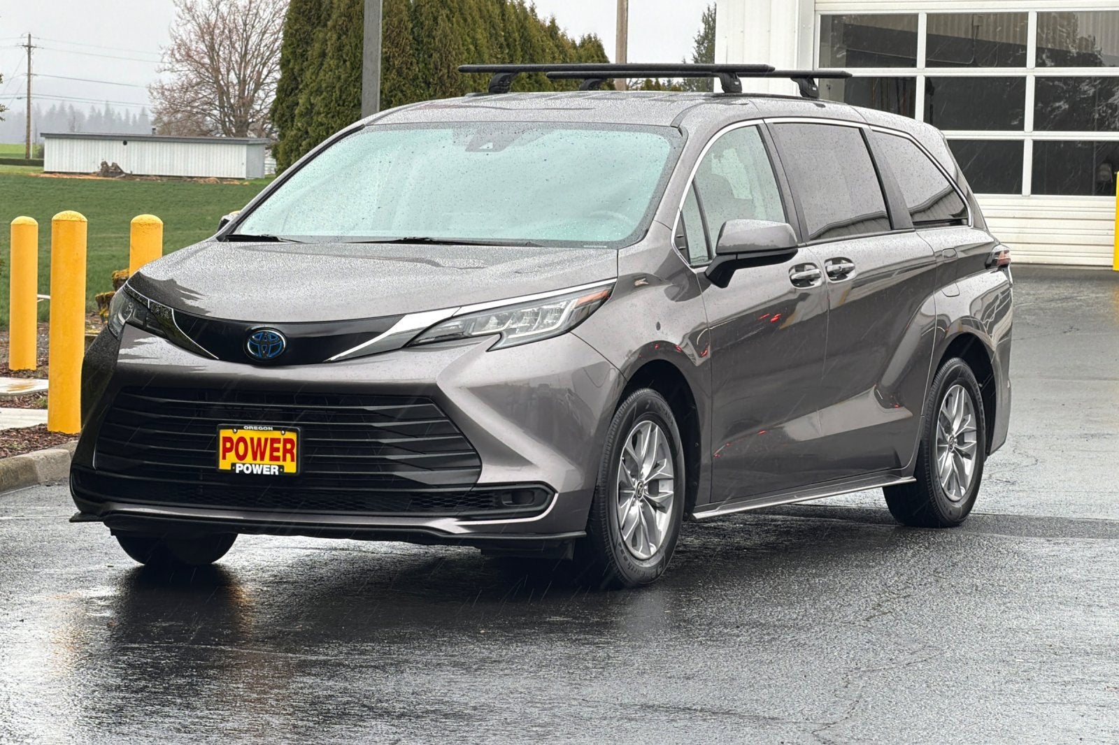 2022 Toyota Sienna LE