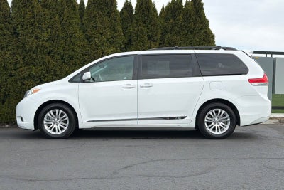 2012 Toyota Sienna XLE AAS