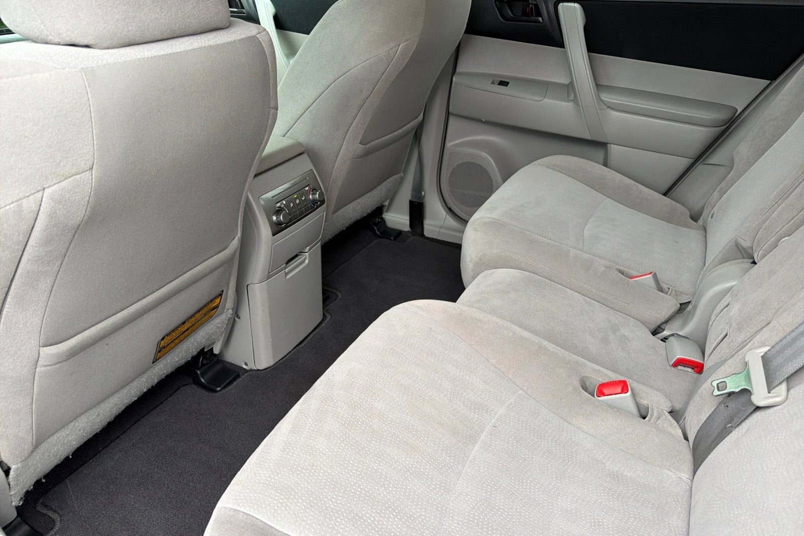 2012 Toyota Highlander Base