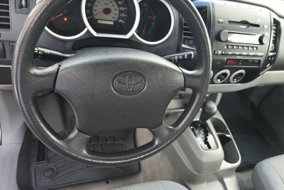 2005 Toyota Tacoma REG CAB 2WD AT