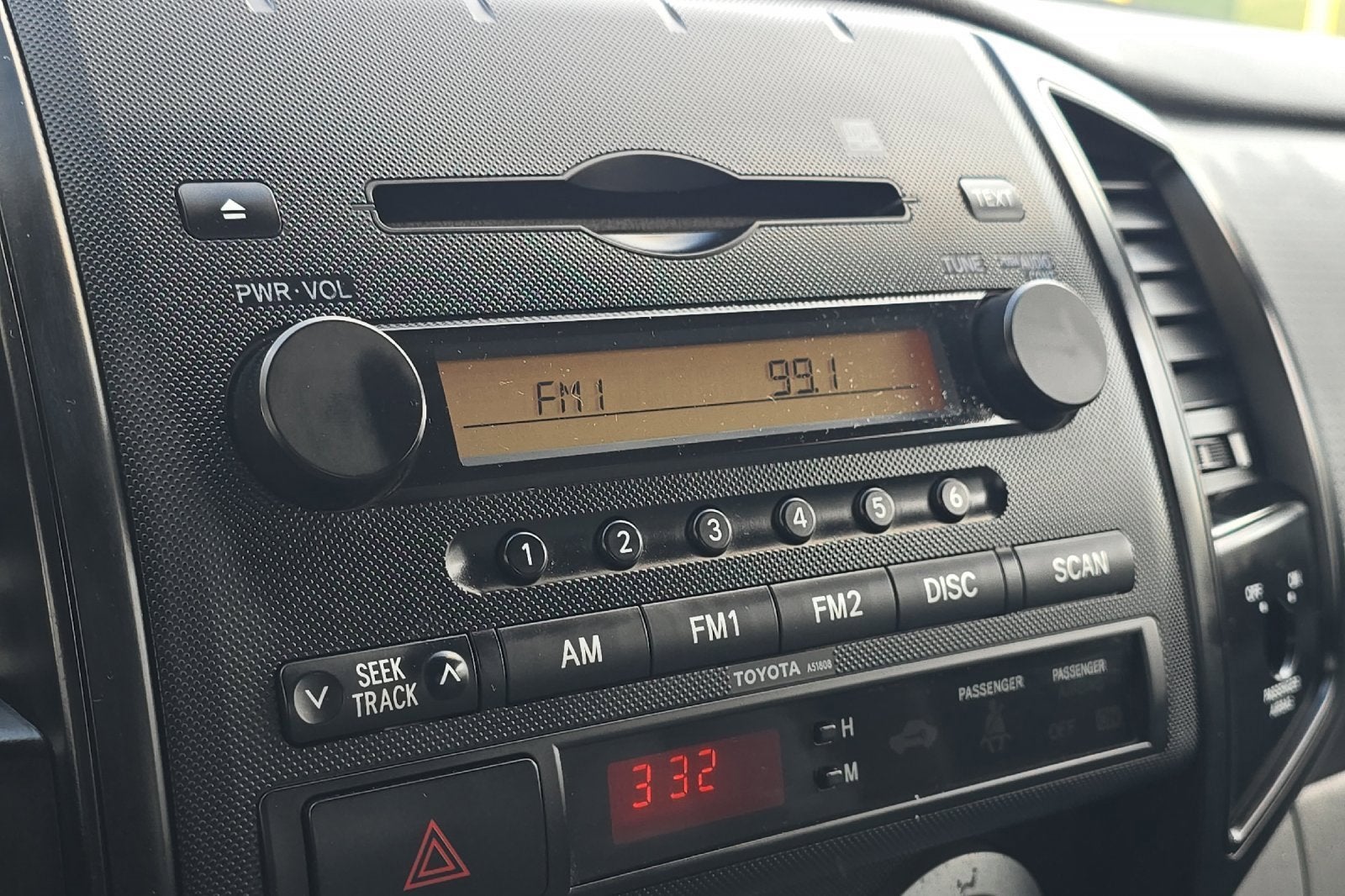 2005 Toyota Tacoma REG CAB 2WD AT