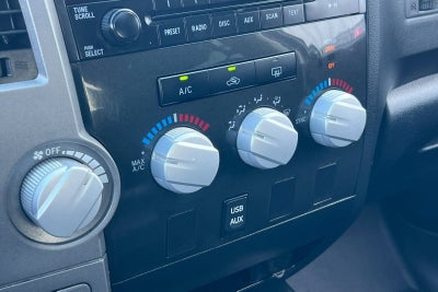 2012 Toyota Tundra 4WD Truck CREW 4WD V8 5.7 G