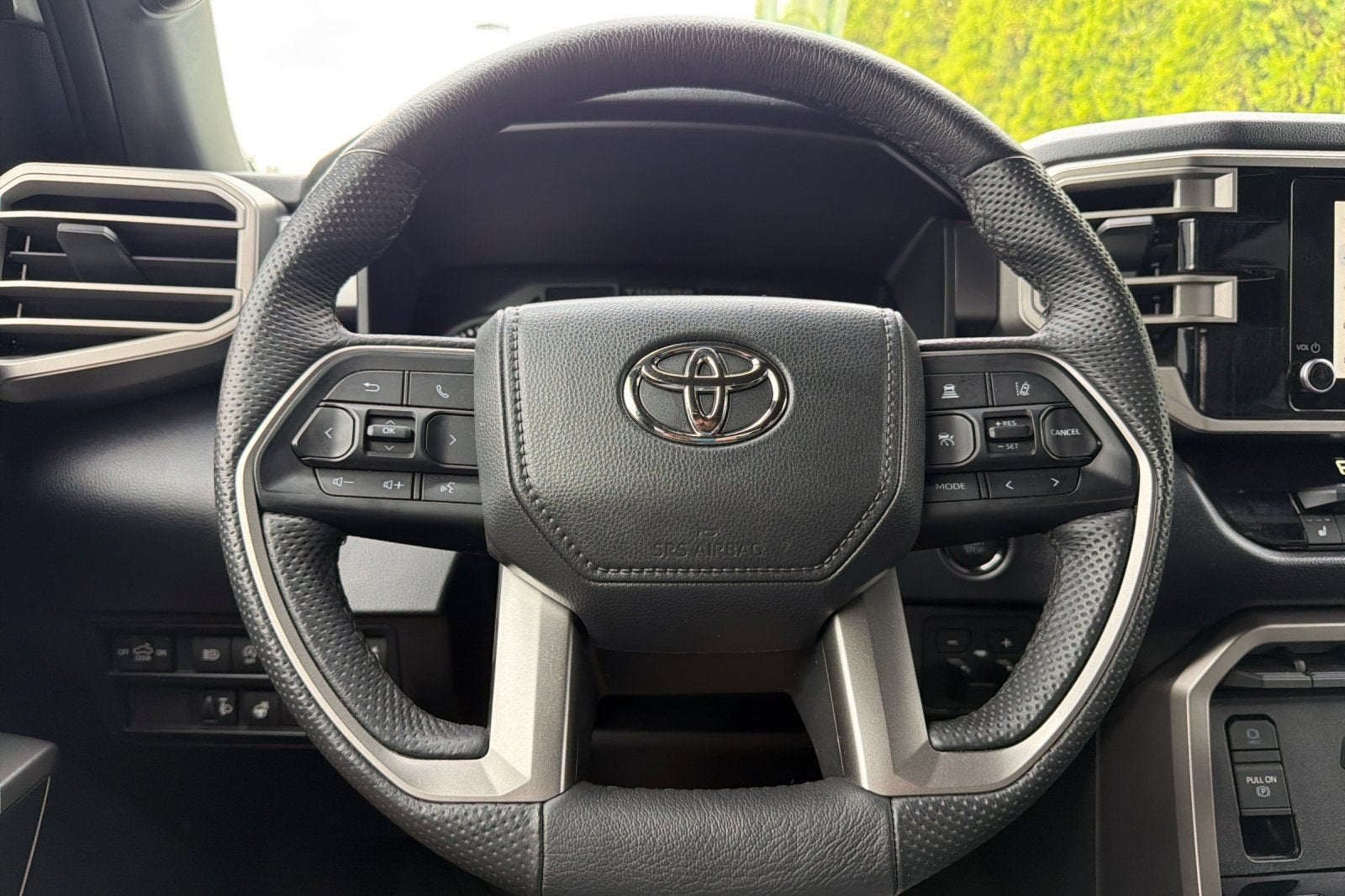 2025 Toyota Tundra 4WD SR