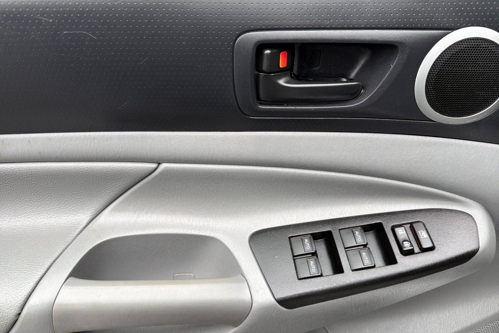 2013 Toyota Tacoma Base