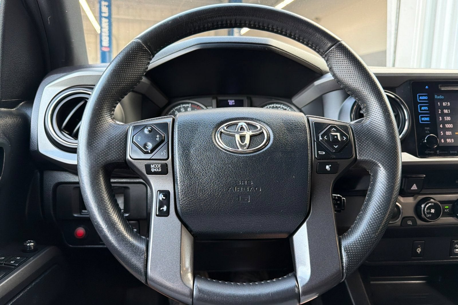 2016 Toyota Tacoma SR5