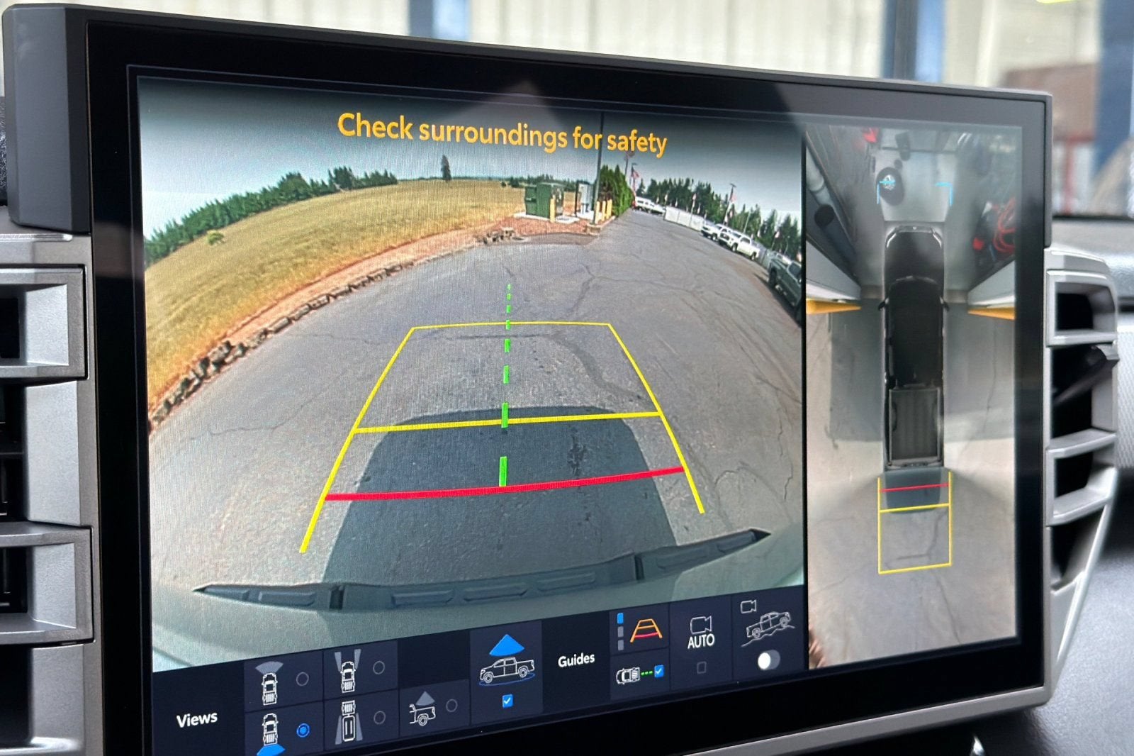 2025 Toyota Tundra 4WD SR5