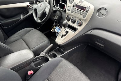 2010 Pontiac Vibe w/1SB