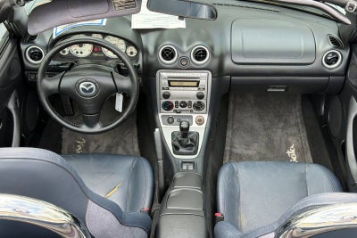 2004 Mazda Mazda MX-5 Miata Cloth