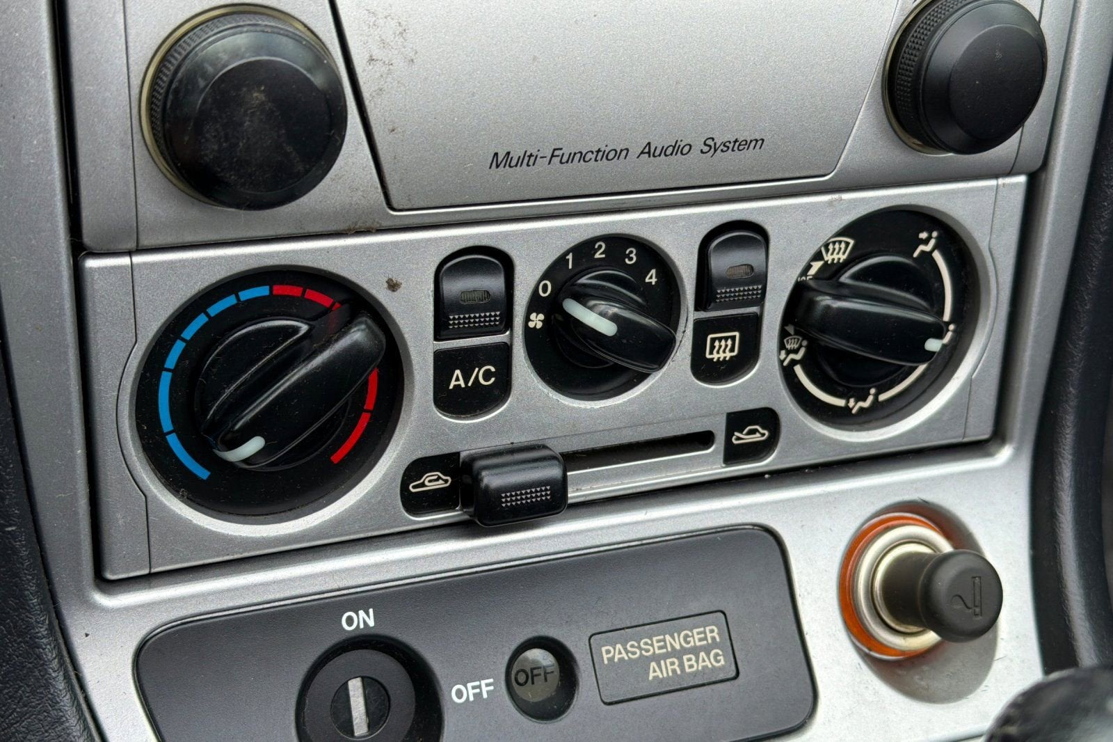 2004 Mazda Mazda MX-5 Miata Cloth